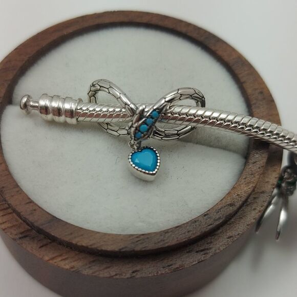 925 Silver Snake Infinity Charm - Picture 6 of 7